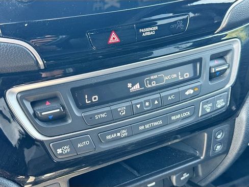Used 2024 Honda Passport Black Edition image 21
