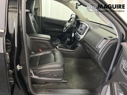 Used 2018 GMC Canyon SLT image 18