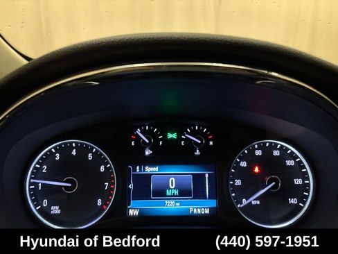 Used 2022 Buick Encore Preferred AWD/4WD image 16