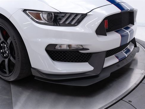 Used 2017 Ford Mustang Shelby GT350R w/ GT350R Equipment Group 920A RWD image 26