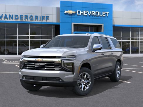 New 2026 Chevrolet Suburban Premier image 32