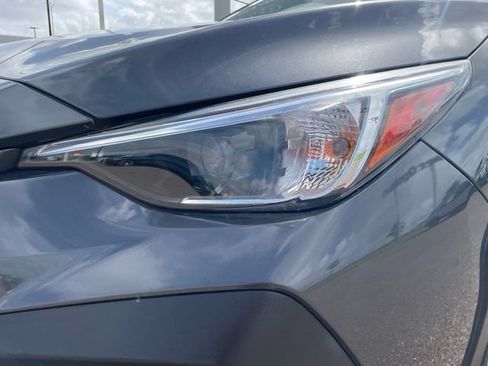 Used 2024 Subaru Crosstrek 2.0i Premium AWD/4WD image 4