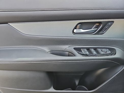 New 2026 Nissan Murano SL image 9