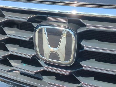 Used 2023 Honda Pilot EX-L image 10