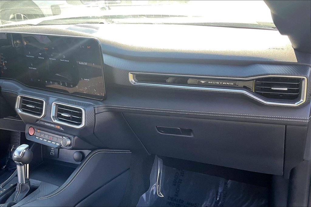 Used 2025 Ford Mustang Premium RWD image 15