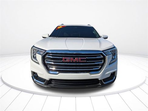 Used 2022 GMC Terrain SLT image 17