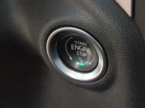 Used 2020 GMC Sierra 1500 Elevation w/ Elevation Value Package RWD image 29