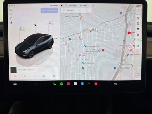 Used 2025 Tesla Model Y Long Range AWD/4WD image 29