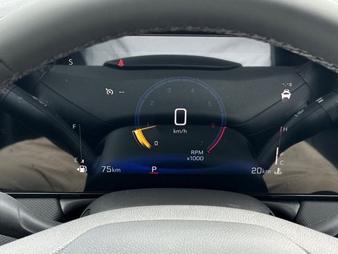 New 2026 Chevrolet TrailBlazer LT w/ LT Cold Weather Package FWD image 24