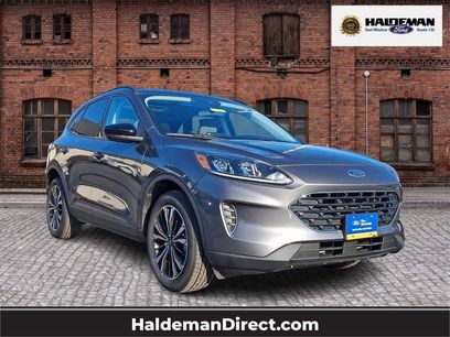 Certified 2022 Ford Escape SE w/ SE Sport Appearance Package