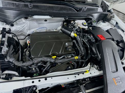 Used 2025 Buick Envista Preferred image 31