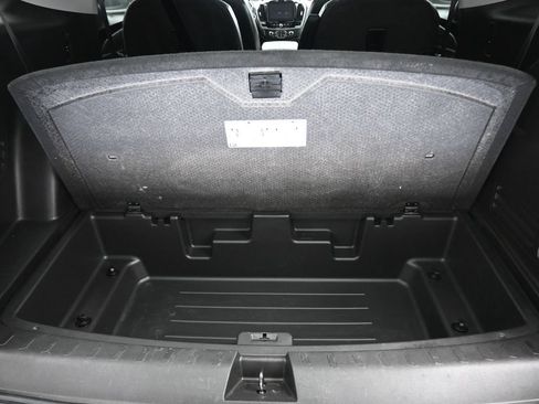 Used 2019 Chevrolet Traverse LT w/ LT Premium Package AWD/4WD image 58