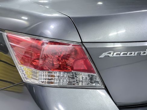 Used 2010 Honda Accord LX-P image 25