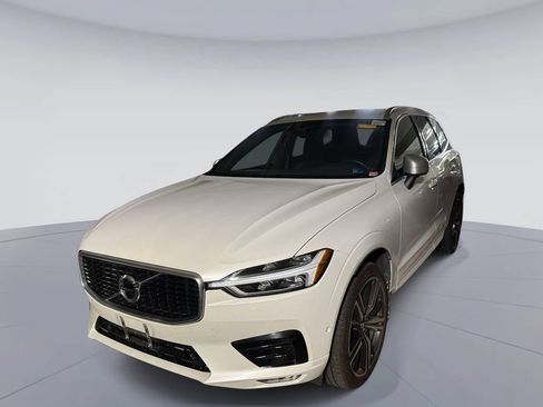 Used 2019 Volvo XC60 T5 R-Design w/ Protection Package Premier AWD/4WD image 3
