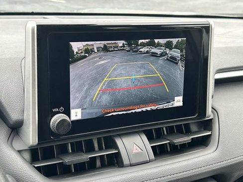 Used 2024 Toyota RAV4 XLE FWD image 24