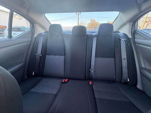 Used 2025 Nissan Sentra SV image 36