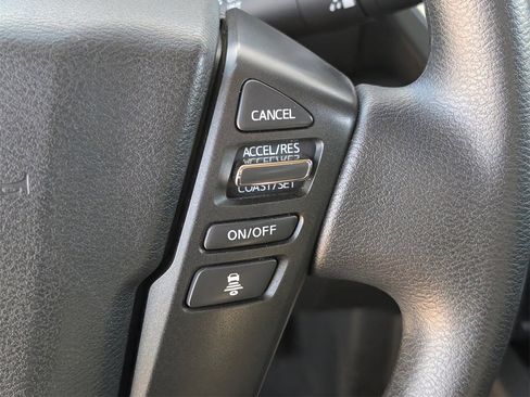 Certified 2025 Nissan Frontier SV image 20