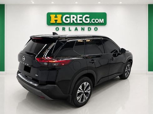 Used 2021 Nissan Rogue SV w/ Premium Package FWD image 6