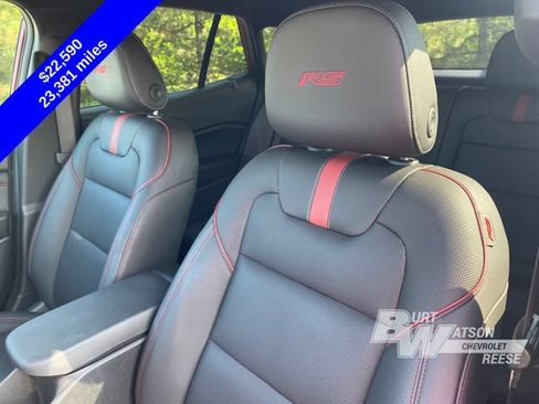 Used 2025 Chevrolet Trax RS w/ Driver Confidence Package FWD image 11