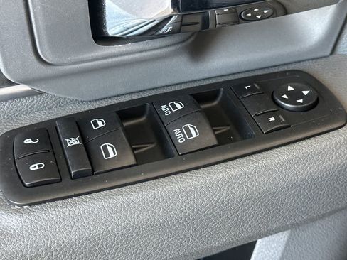 Used 2020 RAM 1500 Classic Warlock AWD/4WD image 13
