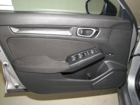 Certified 2024 Honda Civic Sport image 10