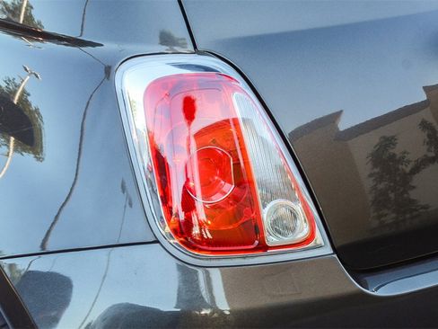 Used 2015 FIAT 500 Pop image 7