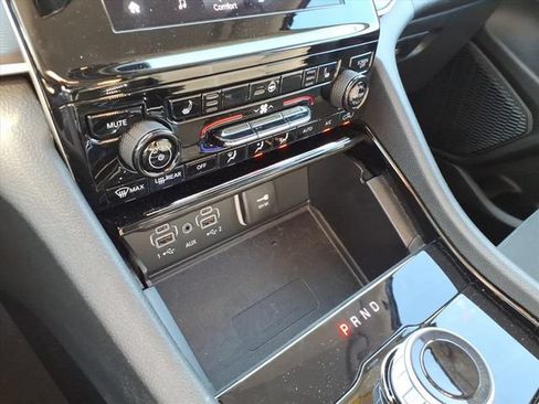 Used 2023 Jeep Grand Cherokee Laredo w/ Luxury Tech Group I AWD/4WD image 20