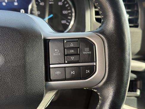 Used 2024 Ford Expedition Max XLT image 16