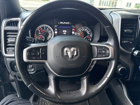 Used 2021 RAM 1500 Big Horn RWD image 17