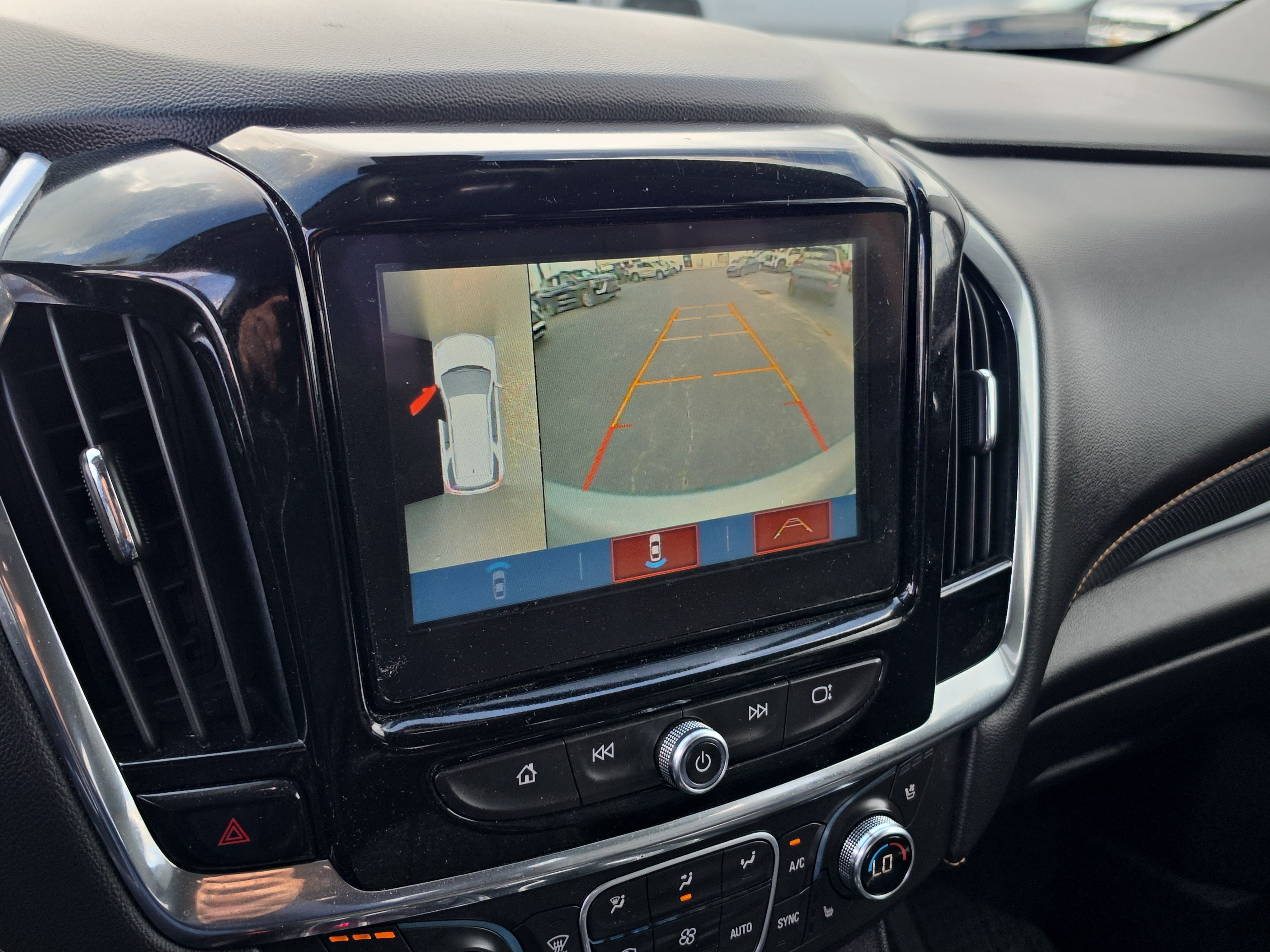 Certified 2019 Chevrolet Traverse Premier w/ Redline Edition AWD/4WD image 27
