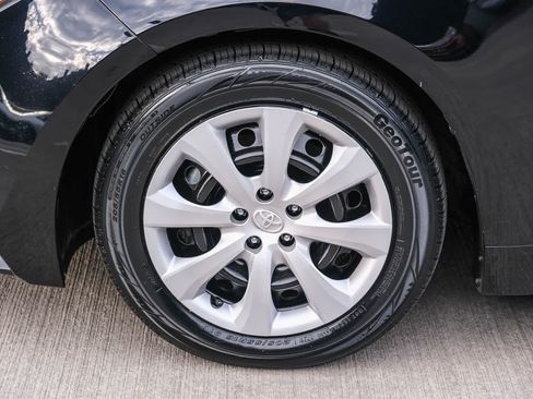 Certified 2024 Toyota Corolla LE FWD image 10