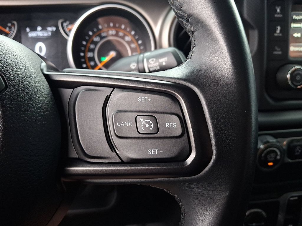 Used 2018 Jeep Wrangler Sport AWD/4WD image 19
