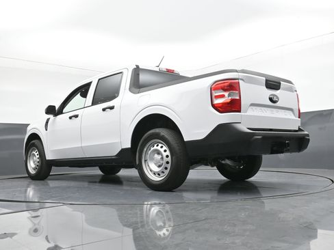 Used 2025 Ford Maverick XL w/ Equipment Group 102A image 24