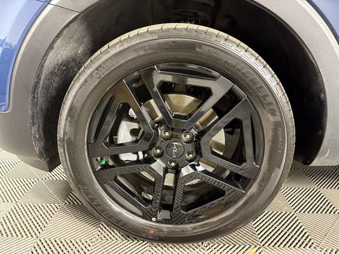 Used 2025 Kia Telluride EX X-Line image 11