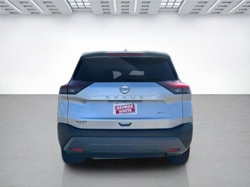 Used 2023 Nissan Rogue SV w/ SV Premium B Package FWD image 5