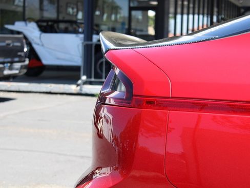 Used 2018 Kia Stinger GT2 AWD/4WD image 11
