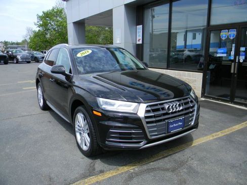 Used 2018 Audi Q5 2.0T Premium Plus w/ Premium Plus Package AWD/4WD image 2