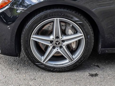Used 2017 Mercedes-Benz E 300 4MATIC image 14
