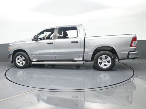 Used 2023 RAM 1500 Big Horn AWD/4WD image 3