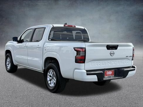 Used 2024 Nissan Frontier SV AWD/4WD image 7