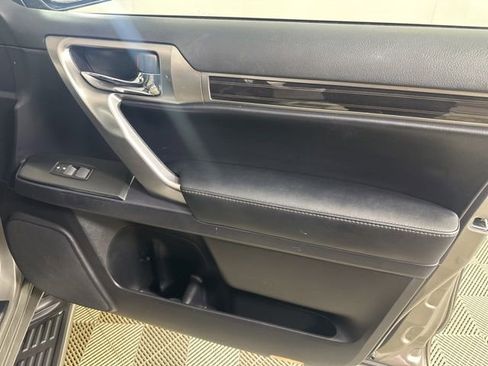 Used 2023 Lexus GX 460 Premium w/ Premium Package AWD/4WD image 26