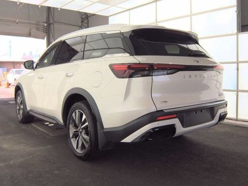 Used 2023 INFINITI QX60 Luxe w/ Vision Package AWD/4WD image 3