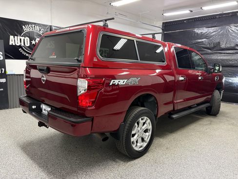 Used 2016 Nissan Titan SL AWD/4WD image 3