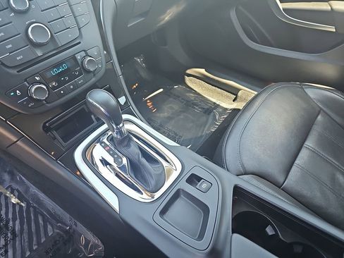 Used 2011 Buick Regal CXL FWD image 26