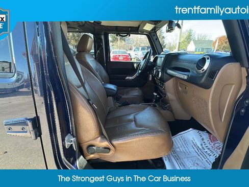 Used 2013 Jeep Wrangler Unlimited Sahara w/ Dual Top Group image 36