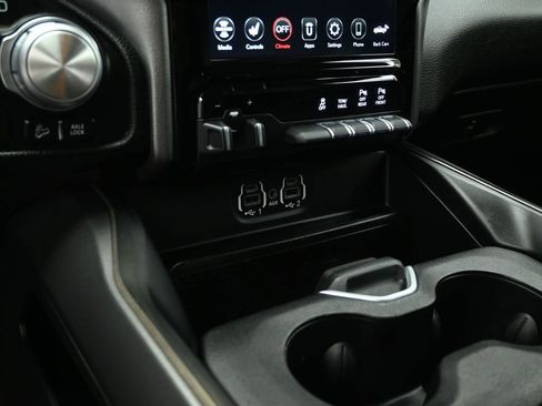 Used 2023 RAM 1500 Laramie image 17