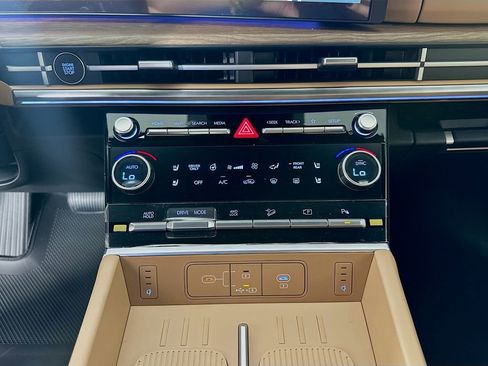 New 2026 Hyundai Santa Fe Calligraphy image 14