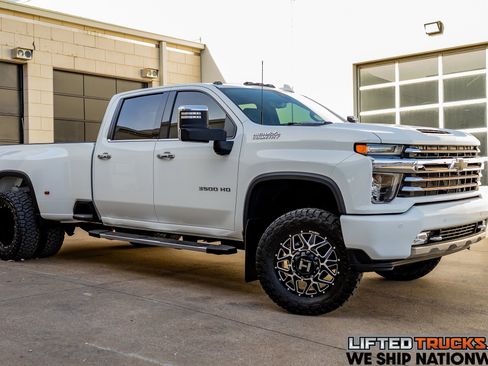 Used 2023 Chevrolet Silverado 3500 High Country w/ Technology Package image 1