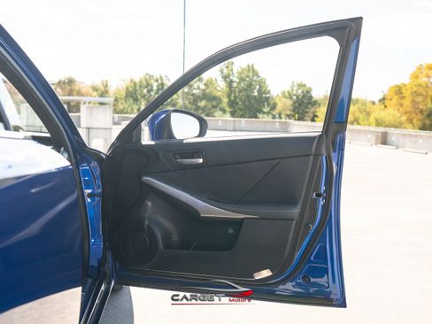 Used 2018 Lexus IS 300 AWD image 41