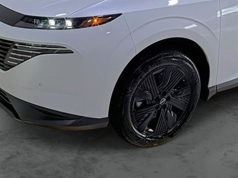 Used 2025 Nissan Murano SV AWD/4WD image 7